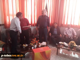 مراسم تجلیل از همکار بازنشسته آموزشکده فنی امام علی (ع)  در محل حوزه ریاست برگزار شد  2