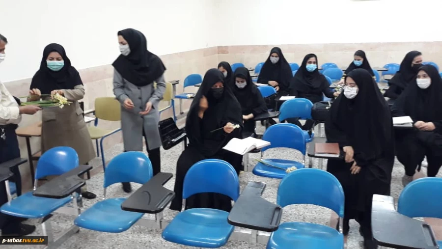 حضور حضور  سرپرست معاونت استانداری و فرمانداری ویژه شهرستان طبس و هیات همراه در آموزشکده فنی و حرفه‌ای امام علی (ع) طبس به مناسبت ۱۶ آذر روز دانشجو
 5