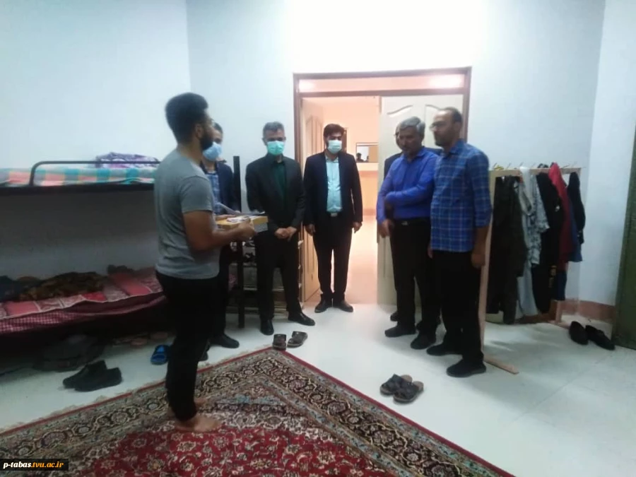 بازدید رئیس آموزشکده فنی امام علی (ع) طبس و کارکنان از خوابگاه پسران به مناسبت هفته خوابگاه ها 3